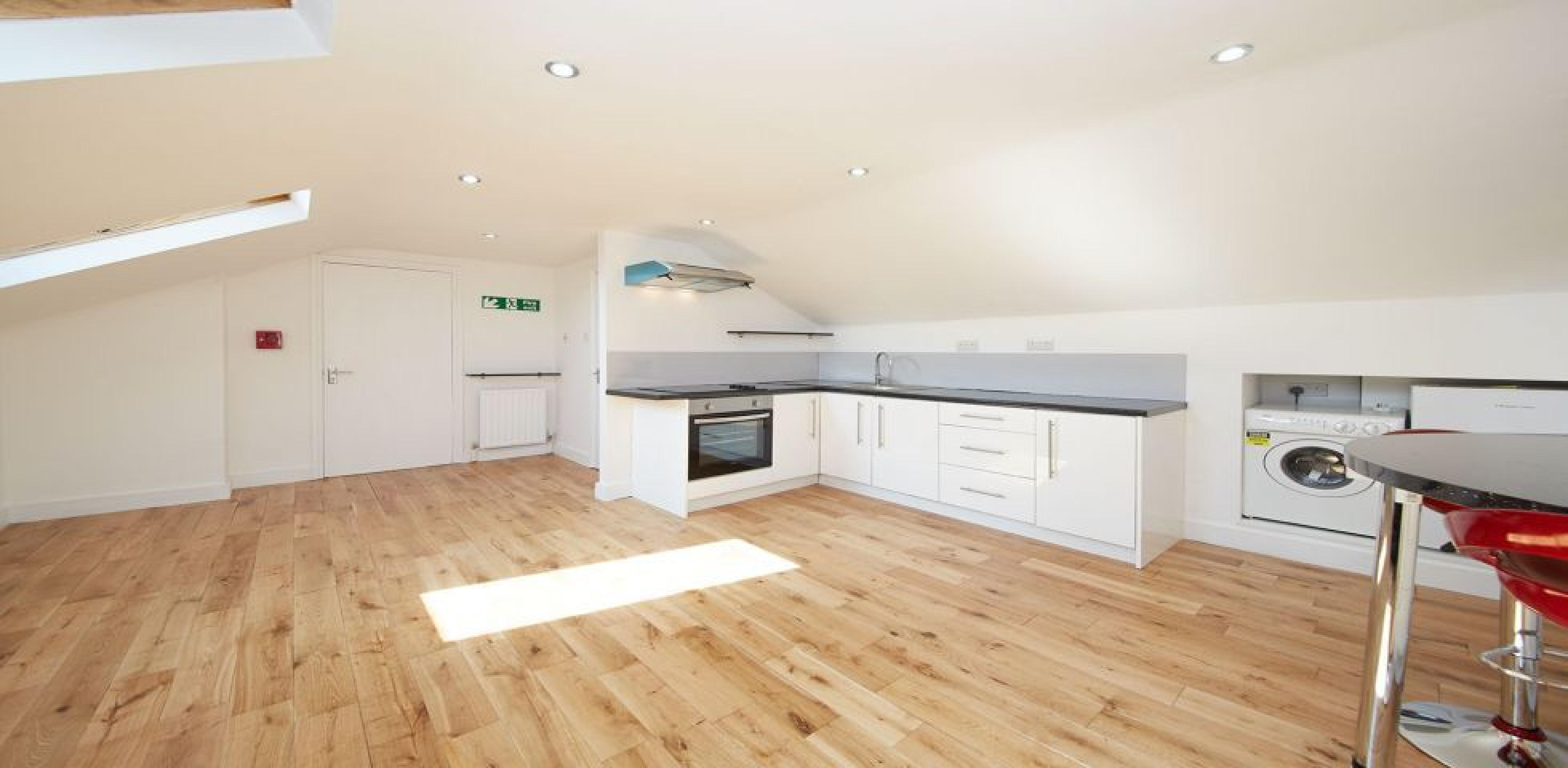 			LET, Studio Apartment, 1 bath, 1 reception Studio			 Quex Road, WEST HAMPSTEAD NW6